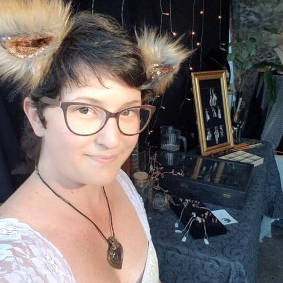 Meet your Posher, Jennifer - Picture 6 of 6